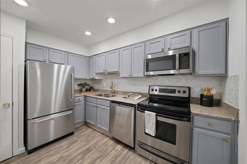 82-3470 Essex Ave, Atlanta, GA, 30339-5751 | Card Image