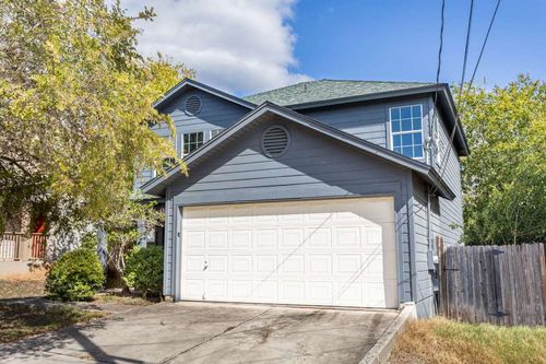 1422 Meadow Pkwy, San Marcos, TX, 78666-3081 | Card Image