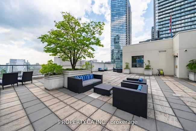 305 - 801 Bay St, Condo with 1 bedrooms, 2 bathrooms and 1 parking in Toronto ON | Image 32