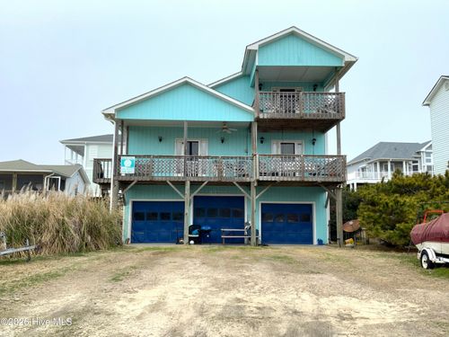 1104 Ocean Dr, Oak Island, NC, 28465-8223 | Card Image