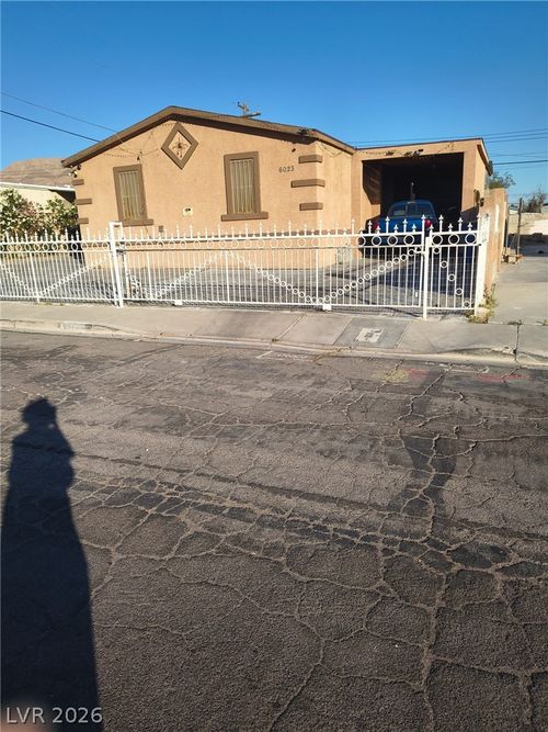 6023 Great Smoky Ave, Las Vegas, NV, 89156-5833 | Card Image