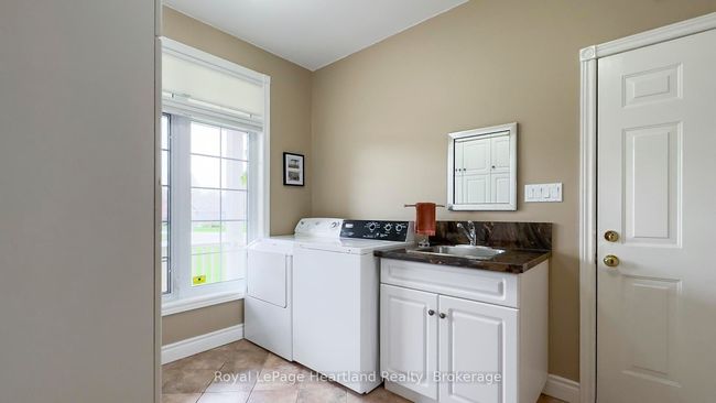 81187 Pfrimmer Rd, House other with 3 bedrooms, 3 bathrooms and 4 parking in Goderich ON | Image 20