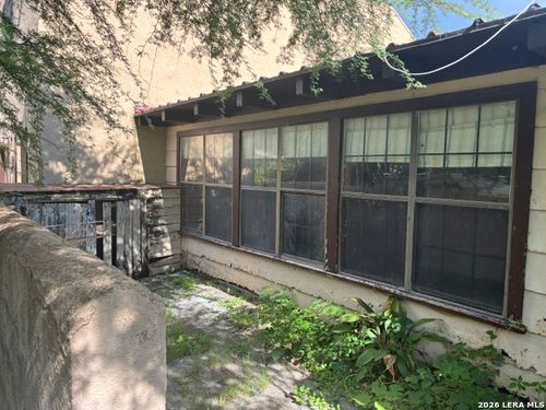 135 Avenida Juarez, Brackettville, TX, 78832-5007 | Card Image