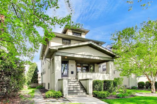 820 N Grove Ave, Oak Park, IL, 60302-1554 | Card Image