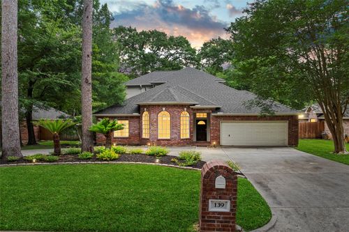 139 Park Way, Montgomery, TX, 77356-9039 | Card Image