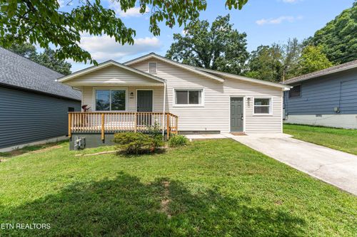2705 Spencer St, Knoxville, TN, 37917 | Card Image