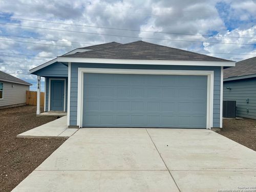 9178 Colonel Trail, Seguin, TX, 78155 | Card Image