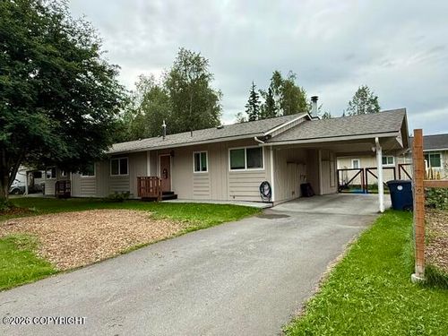 5606 Sheltie Ave, Anchorage, AK, 99504-3129 | Card Image