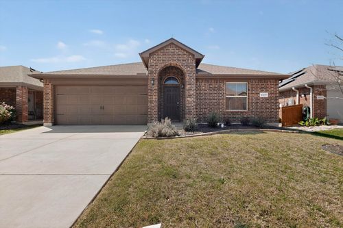 8217 Spotted Doe Dr, Fort Worth, TX, 76179-2761 | Card Image
