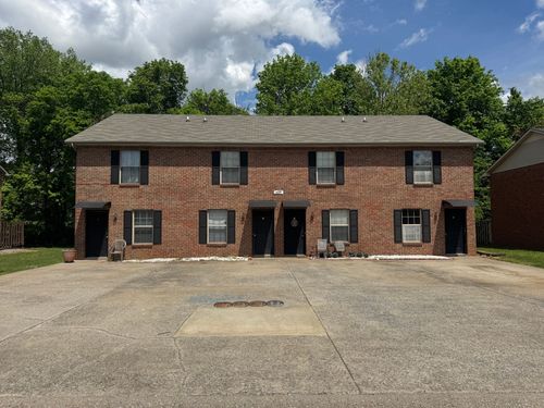 2-111 Hickory Trce, Clarksville, TN, 37040-8495 | Card Image