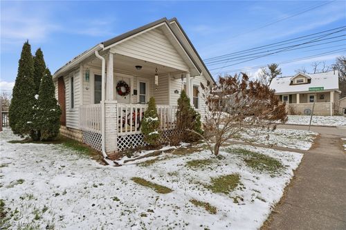 500 Roselynne Ave, Parkersburg, WV, 26101-4235 | Card Image