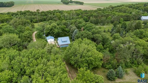 47553 319th St Street, Elk Point, SD, 57025 | Card Image