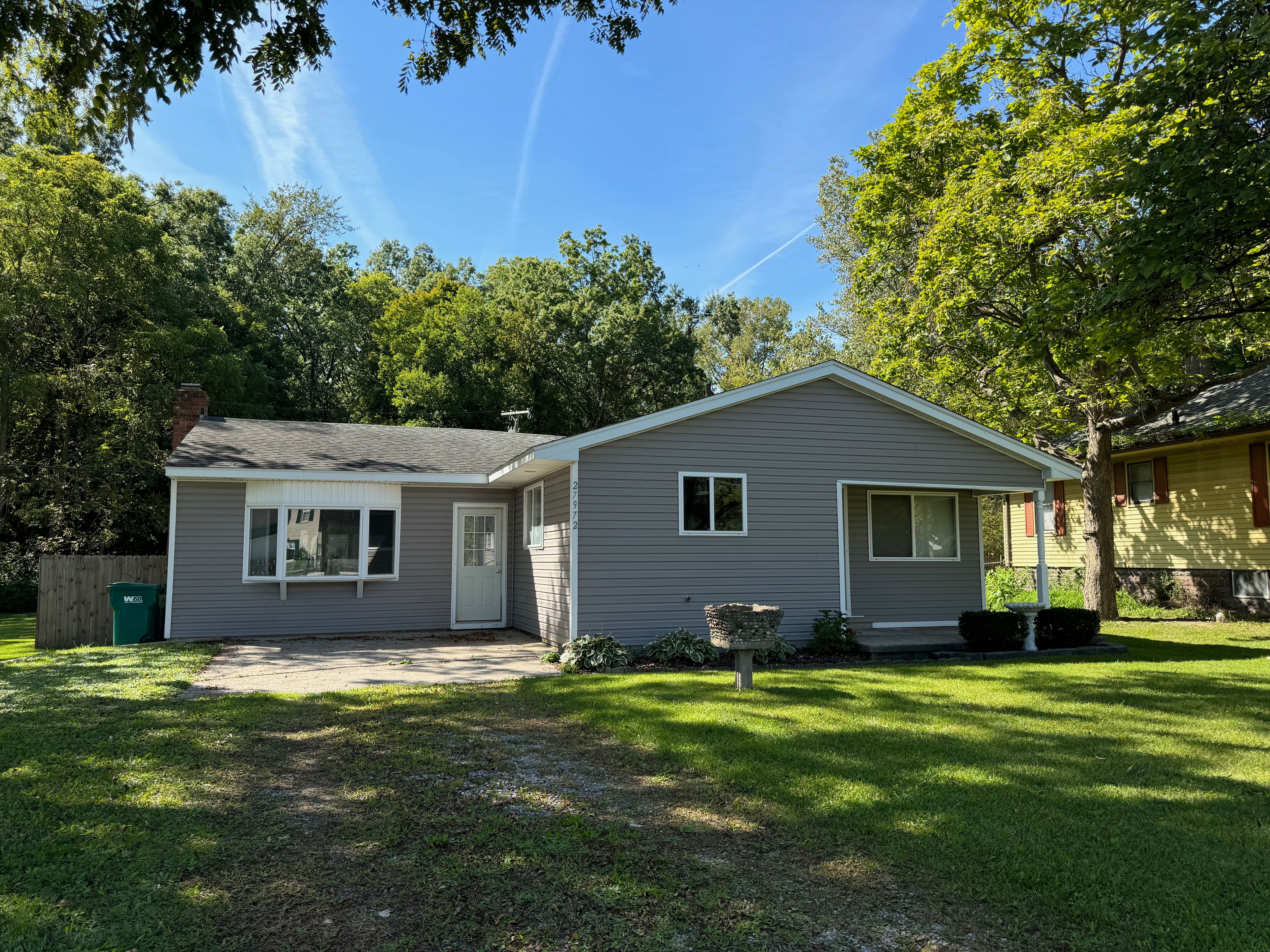 Waltz Rd, New Boston, MI 48164