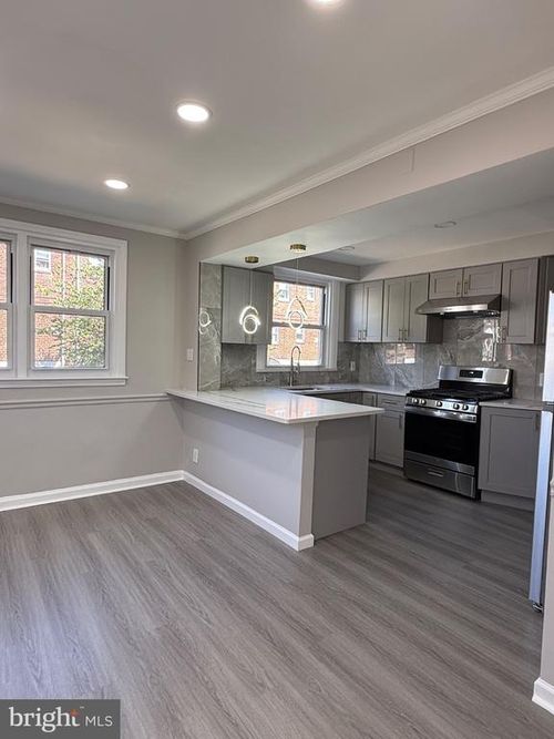 8100 Terry St, PHILADELPHIA, PA, 19136-2622 | Card Image