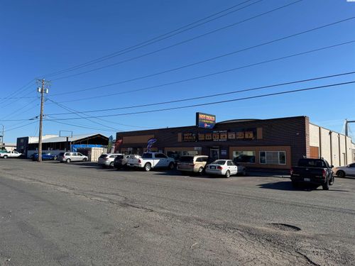 1124 W Ainsworth Ave, Pasco, WA, 99301-5168 | Card Image