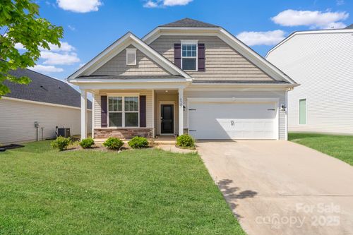 4527 Dover Ct, Denver, NC, 28037-8511 | Card Image