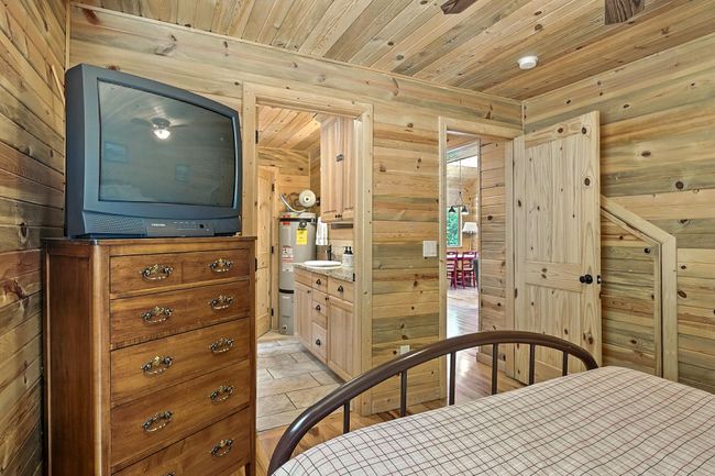 181 Gurr Well-27 | Image 14