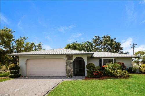 627 Se 19th Ln, Cape Coral, FL, 33990-2349 | Card Image