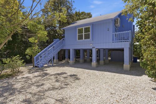 154 Sebring Dr, Tavernier, FL, 33070-2033 | Card Image