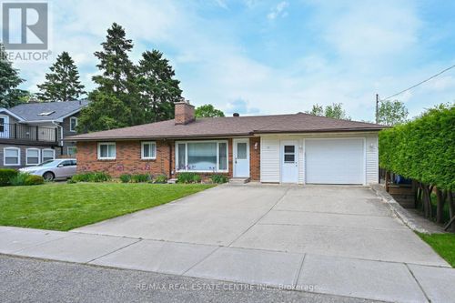 37 Margaret Street E, Orangeville, ON, L9W2N5 | Card Image