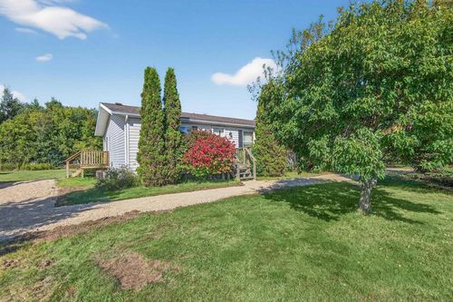 605 Alma Street, Pound, WI, 54161 | Card Image