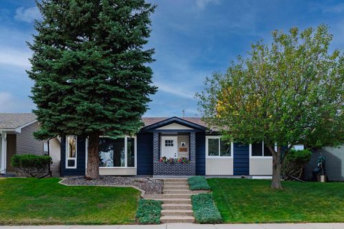 13255 Lake Lucerne Rd Se, Calgary, AB, T2J3H9 | Card Image