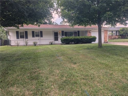 2061 S Lakeman Dr, Bellbrook, OH, 45305-1433 | Card Image