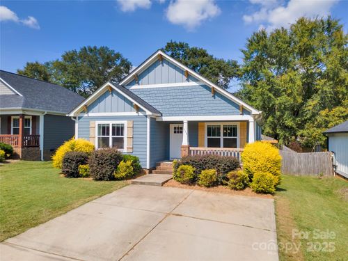 313 Piedmont Ave, Mount Holly, NC, 28120-2140 | Card Image