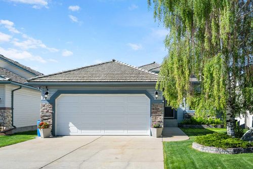 138 Gleneagles View, Cochrane, AB, T4C1W1 | Card Image