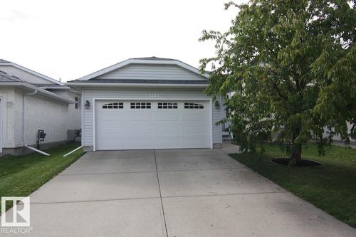 3115 135 Ave Nw, Edmonton, AB, T5A5E3 | Card Image