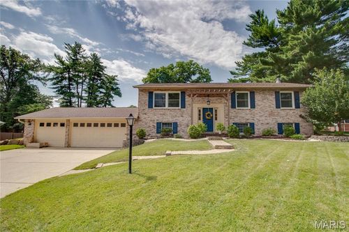 1905 Cheyenne Dr, Godfrey, IL, 62035-1532 | Card Image