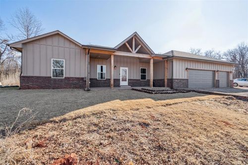 19536 S Dobbs Rd, Newalla, OK, 74857-8503 | Card Image
