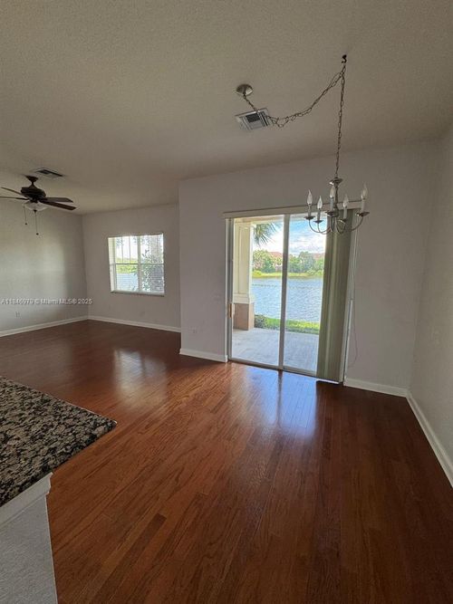 unit-1-963 Marina Del Ray Ln, West Palm Beach, FL, 33401-8451 | Card Image