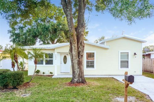 2804 W Nassau St, TAMPA, FL, 33607-5255 | Card Image