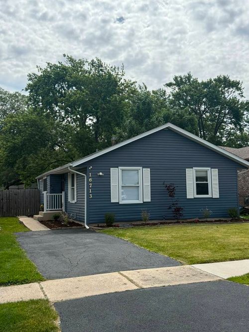 16713 Highview Ave, Orland Hills, IL, 60487-6060 | Card Image