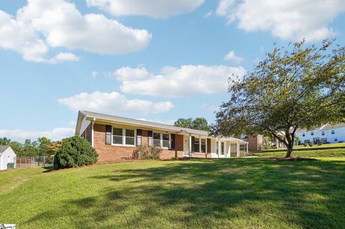102 Sherwood Avenue, Greer, SC, 29651 | Card Image