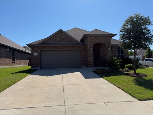 157 Wagon Wheel Dr, Waxahachie, TX, 75167-4830 | Card Image