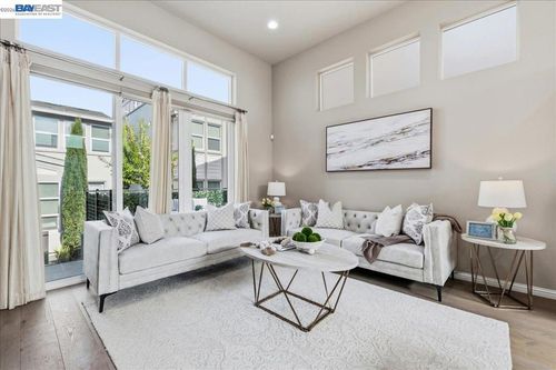 4398 Healdsburg Way, Dublin, CA, 94568-4675 | Card Image