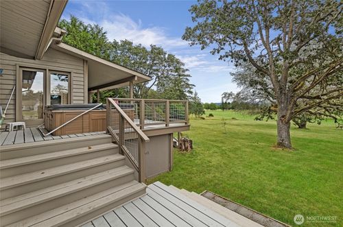 64 Garry Oak Ln, Friday Harbor, WA, 98250-8410 | Card Image