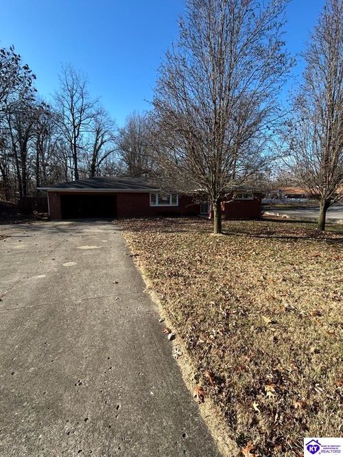 948 Hill St, Radcliff, KY, 40160-9533 | Card Image