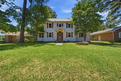 4201 Winchester Dr, Portsmouth, VA, 23707-3705 | Card Image