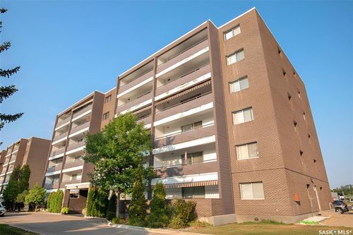 203-4615 Rae St, Regina, SK, S4S3B2 | Card Image