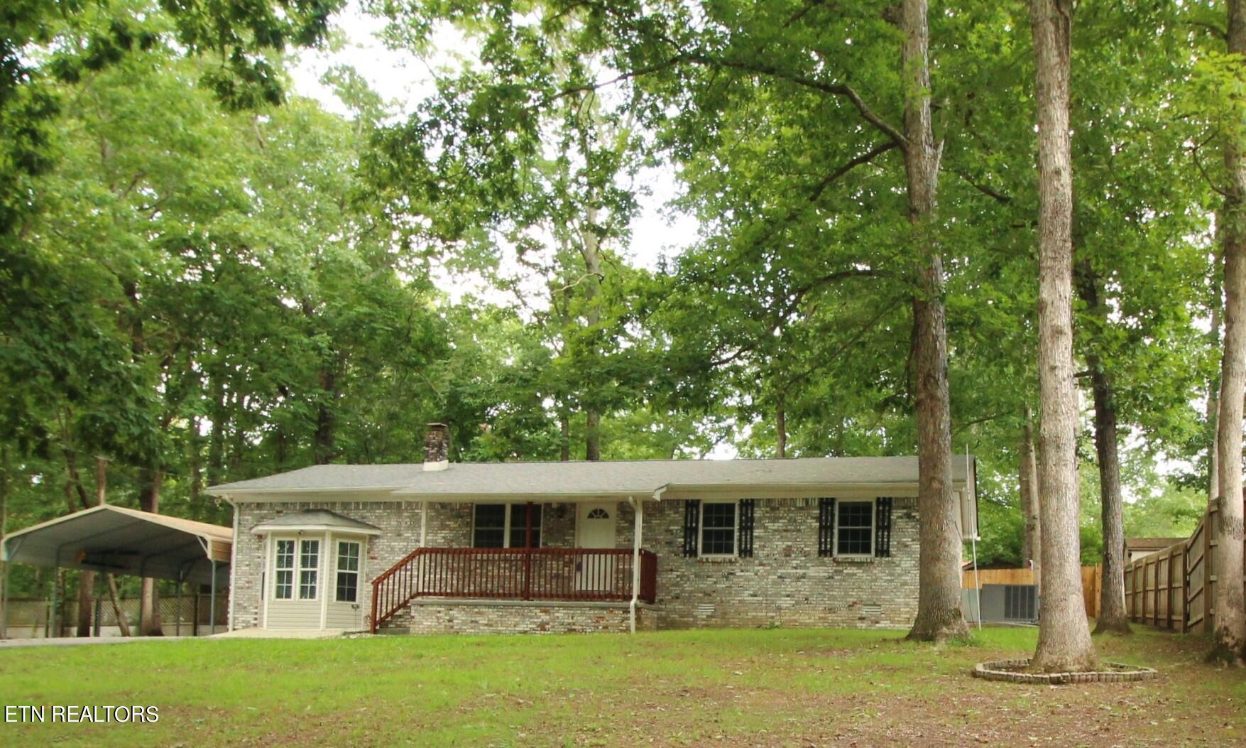 Myrtle Ave, Crossville, TN 38555