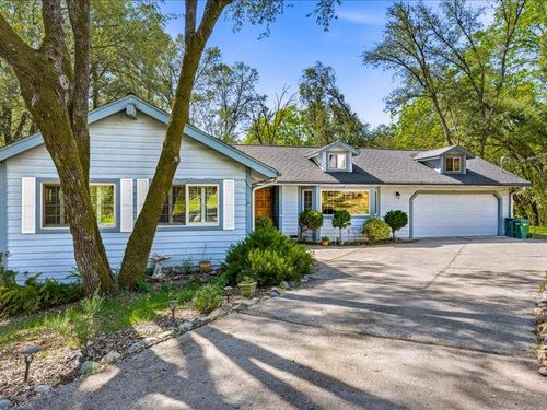 15444 Nancy Way, Grass Valley, CA, 95949 | Card Image