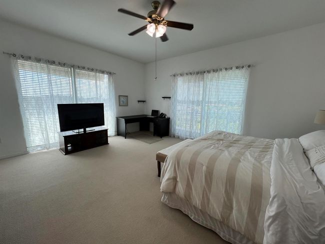 PH15 - 802 W Windward Way, Condo with 3 bedrooms, 2 bathrooms and null parking in Lantana FL | Image 25