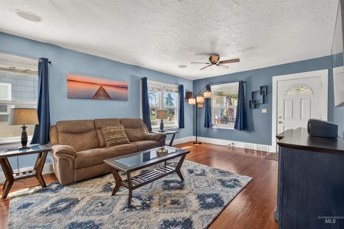 921 3rd St, Clarkston, WA, 99403-2623 | Card Image