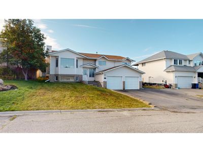 1641 Staple Cres, House other with 4 bedrooms, 3 bathrooms and null parking in Cranbrook BC | Image 2