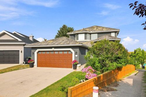 122 Sceptre Close Nw, Calgary, AB, T3L1Y2 | Card Image