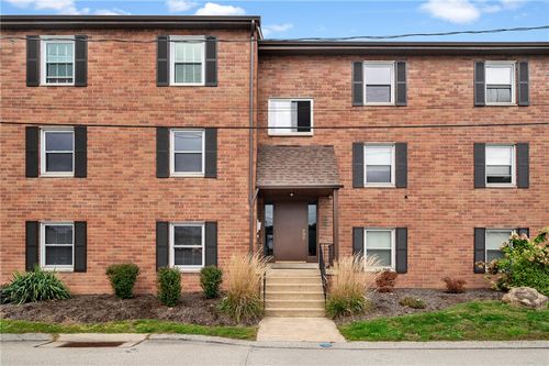 31 Huston Rd, Oakmont, PA, 15139-1958 | Card Image