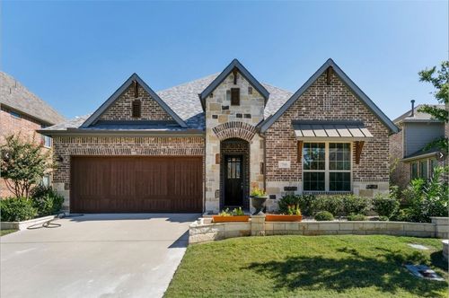 7940 Southfork Bnd, Irving, TX, 75063-4883 | Card Image
